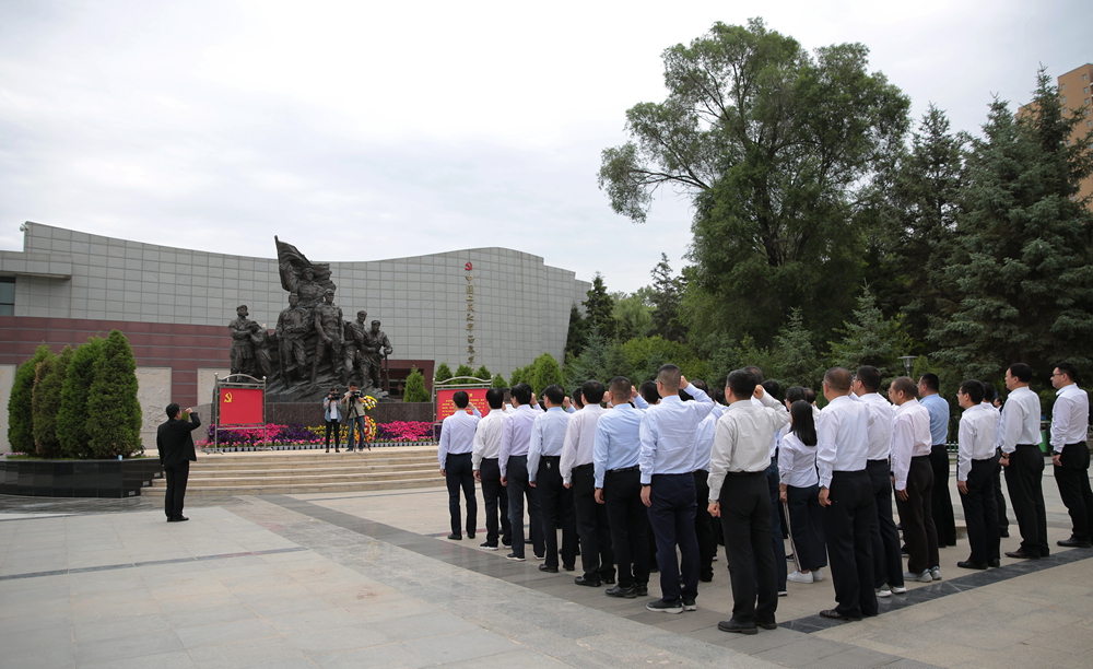 【春华秋实这一年】守初心不忘本 担使命做先锋（图文）